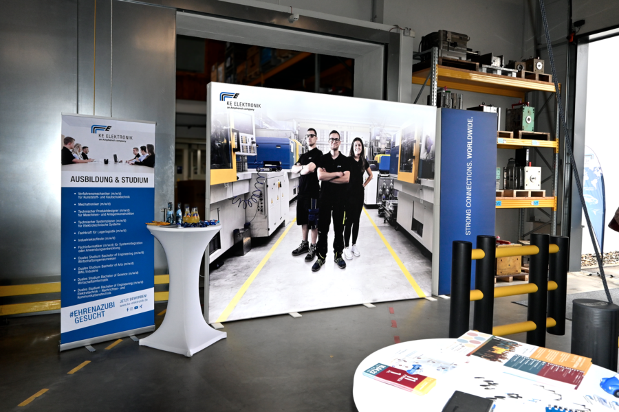 2023-04-20 Gewerbeschau Messestand 2